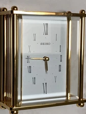 VINTAGE SEIKO QUARTZ BRASS GOLD DESK TABLE CARRIAGE MANTEL CLOCK - NEW