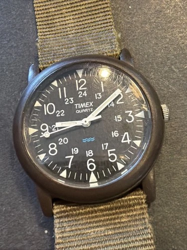 AH67 35mm Timex Camper Quartz Green Case Black Dial Mens VTG 1990s Quartz Watch