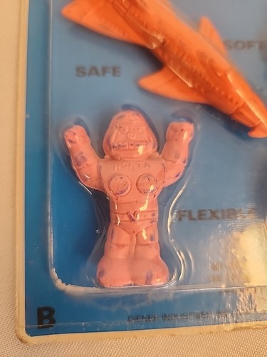 VTG NEW ON CARD Diener SPACE RAIDERS Rubber Toy Erasers Ships Alien's - Picture 8 of 12