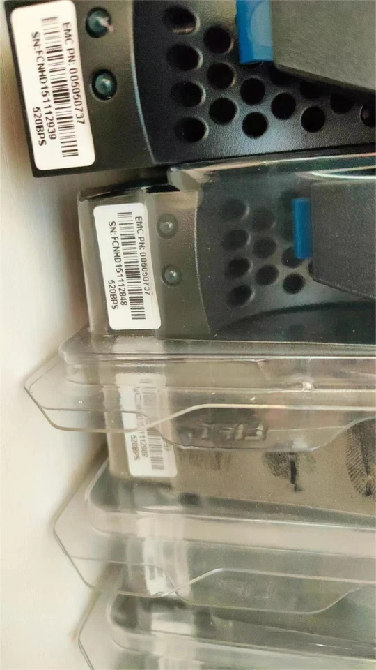 EMC 1TB 005050736 005050737 005050136 7.2K RPM SAS VNX5100 5300 Hard Disk Drive - Image 3 of 3