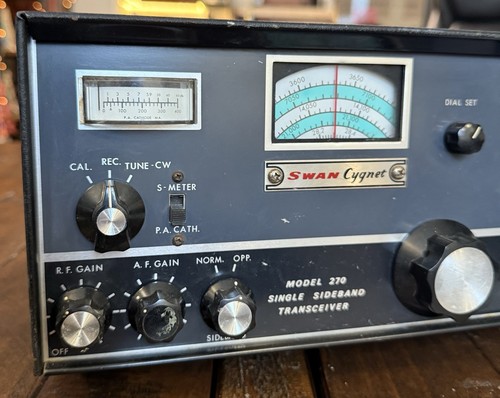 Vintage SWAN Cygnet 270 Ham Radio Single Sideband Transceiver Untested No Cord - Picture 3 of 13