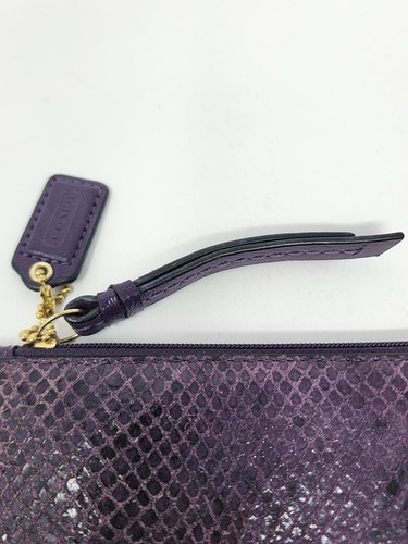 Coach Purple Faux Snakeskin Leather Zipper Clutch Pouch Bag Logo - Picture 3 of 6