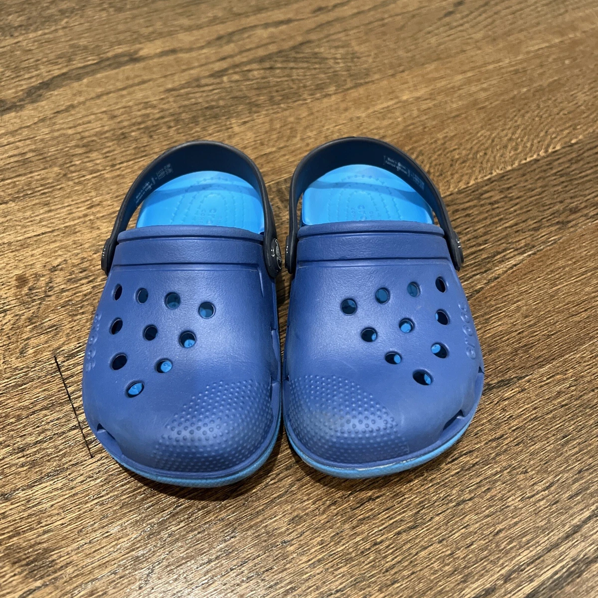 Crocs c9 2025