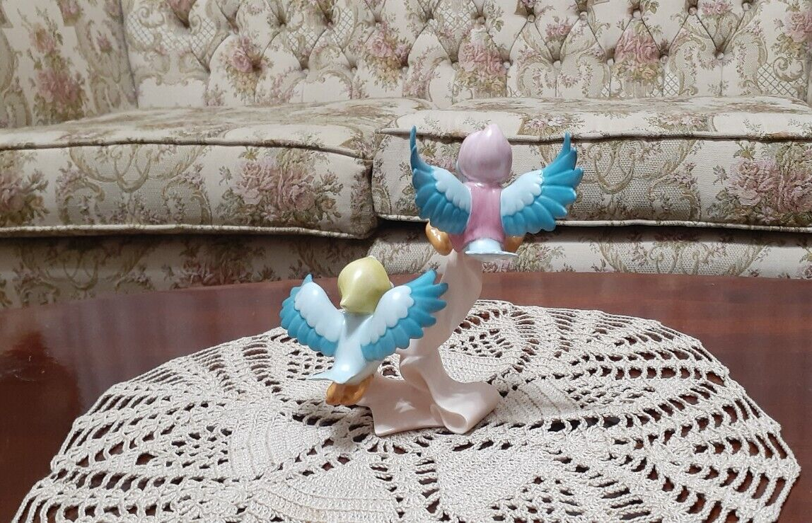 Disney~WDCC~CINDERELLA~BIRDS AND SASH~WE'LL TIE A SASH
