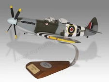 Supermarine Spitfire Tr.9 RAF Transparent Desk Wood Aircraft Model Large 1/24