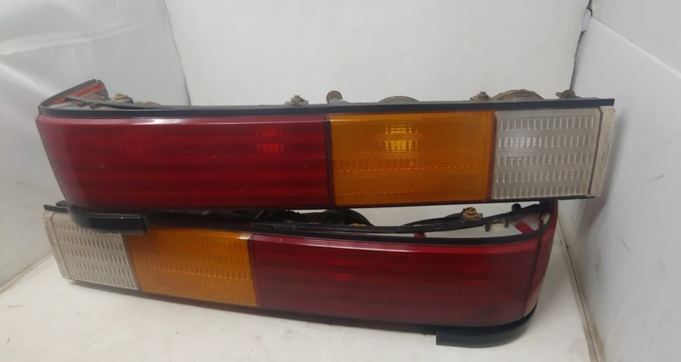 88 89 90 91 FORD TEMPO DERECHA IZQUIERDA IZQUIERDA IZQUIERDA LH PAR 2 LUCES TRASERAS OEM 1988-1991 Foto 4 de 4
