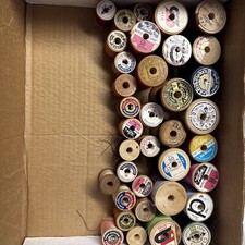 Vtg Lot 36 Wooden Thread Spools Various Colors Harmony Clarks Belding Corticelli