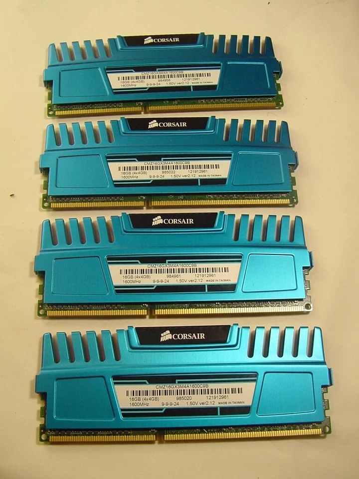 COMPUTER MEMORY - CORSAIR VENGEANCE 16GB (4x4GB) CMZ16GX3M4A1600C9B 1600Mhz - Image 3 of 4