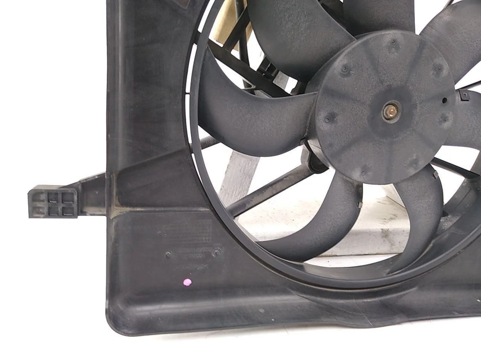 Conjunto de ventilador de radiador Pontiac Solstice 2,4 L 4 cilindros para 2006-2010 Foto 4 de 4