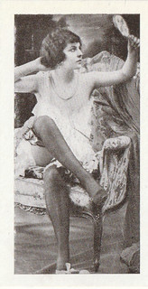'"FLAPPER BEAUTY" 1922 "careless moments" PIN UP/CHEESECAKE cigarette card/EX