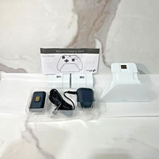 Controller Gear, Xbox Pro Charging Stand - Robot White