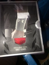 Under Armour Men's UA Gameday Armour Baseball Wrist Guard L/XL 1251995-600 RED