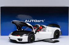 AUTOart 1/18 Porsche 918 Spyder Weissach Package White Diecast Model 77920