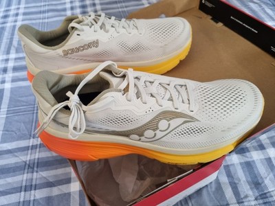 Saucony Guide 19 Herren Laufschuhe UK 12, EU 48, US 13 Farbe Ivory/Fire