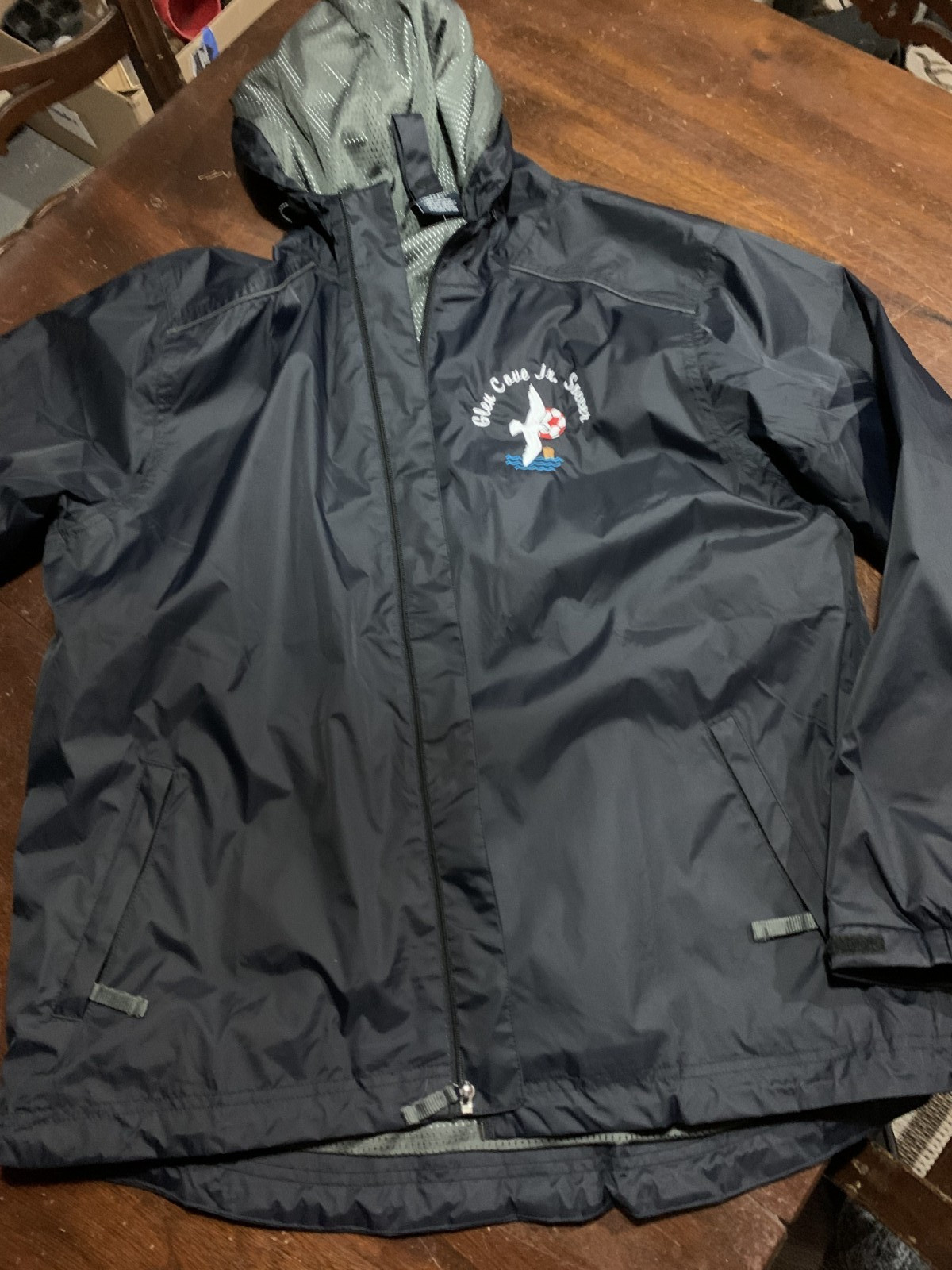 Size Large Black