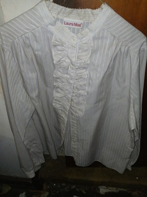 Vintage 80s Women's Blouse With Ruffles Size Large, Polyester Blend