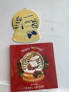 2024 Happy Holidays card with snow globe  #HolidayCheer