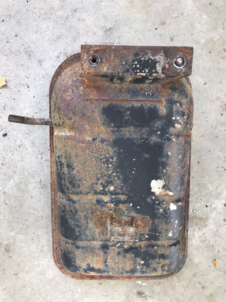 1963 1964 Starfire Jetstar Ninety Eight A/C Vacuum Canister Deville Grand Prix - Image 3 of 4