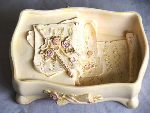 The San Francisco Music Box Co. Music Lovers Musical “Moonlight Sonata” Trinket  - Bild 11 von 17