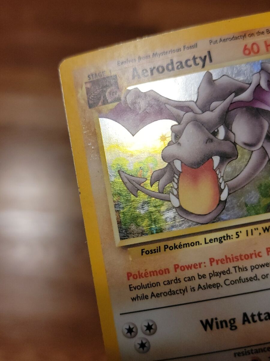 Wizards of the Coast Aerodactyl 1/62 Pokemon Fossil Set Holofoil Card