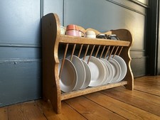 Vintage kitchen Wall Plate, Bowl Rack & Mug  Holder Solid Great Condition 