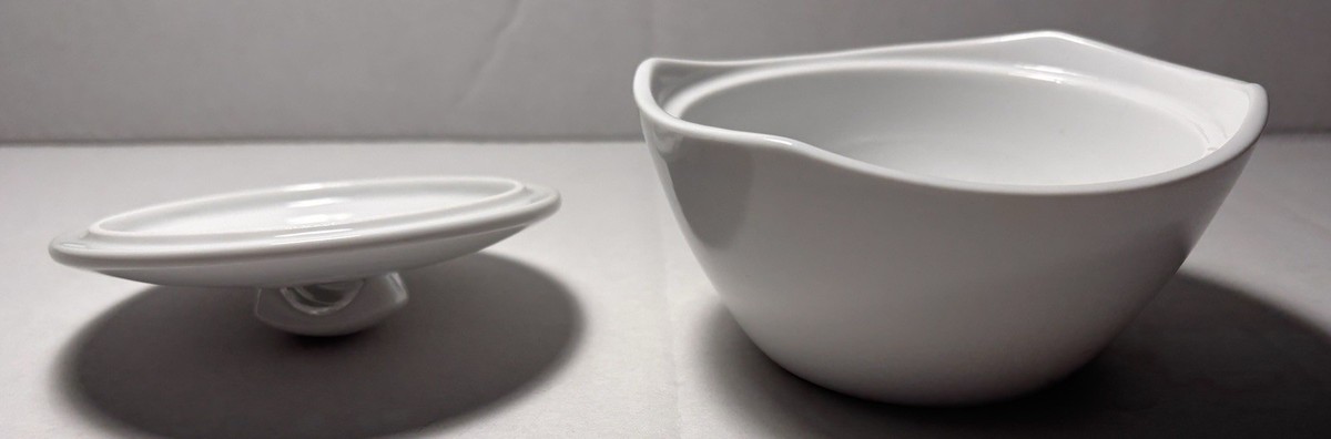 Dansk Classic Fjord White Ceramic Sugar/Casserole Bowl w/Lid Oven