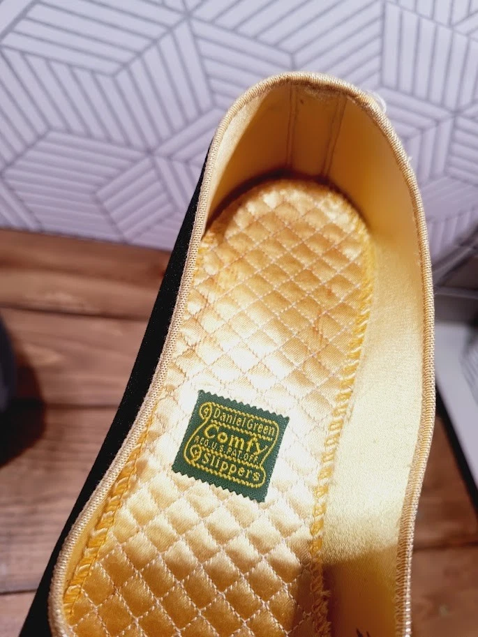 Zapatillas Daniel Green 'Bangkok' RARAS Terciopelo Metálico Borde Dorado Talla 8.5  Foto 4 de 4