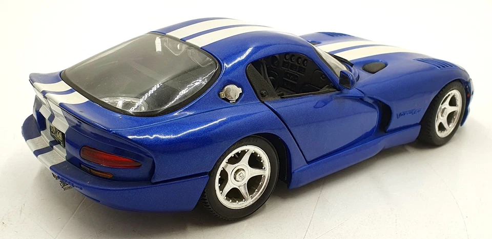 Maisto 1/18 Scale Diecast 31832 - 1996 Dodge Viper GTS - Blue - Image 2 of 4