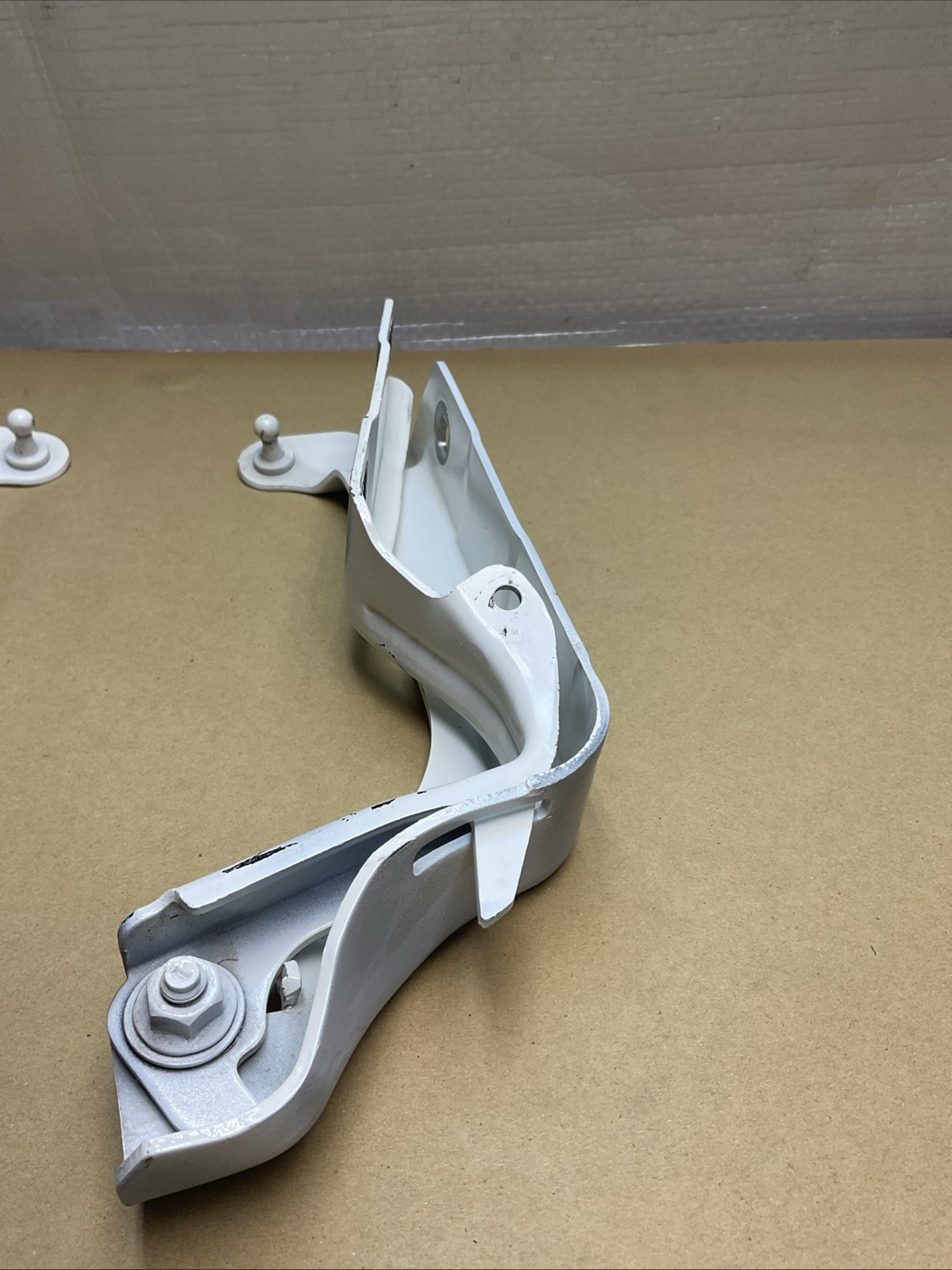 14-24 Maserati Ghibli Left & Right Hood Hinges Support Bracket Pair White OEM