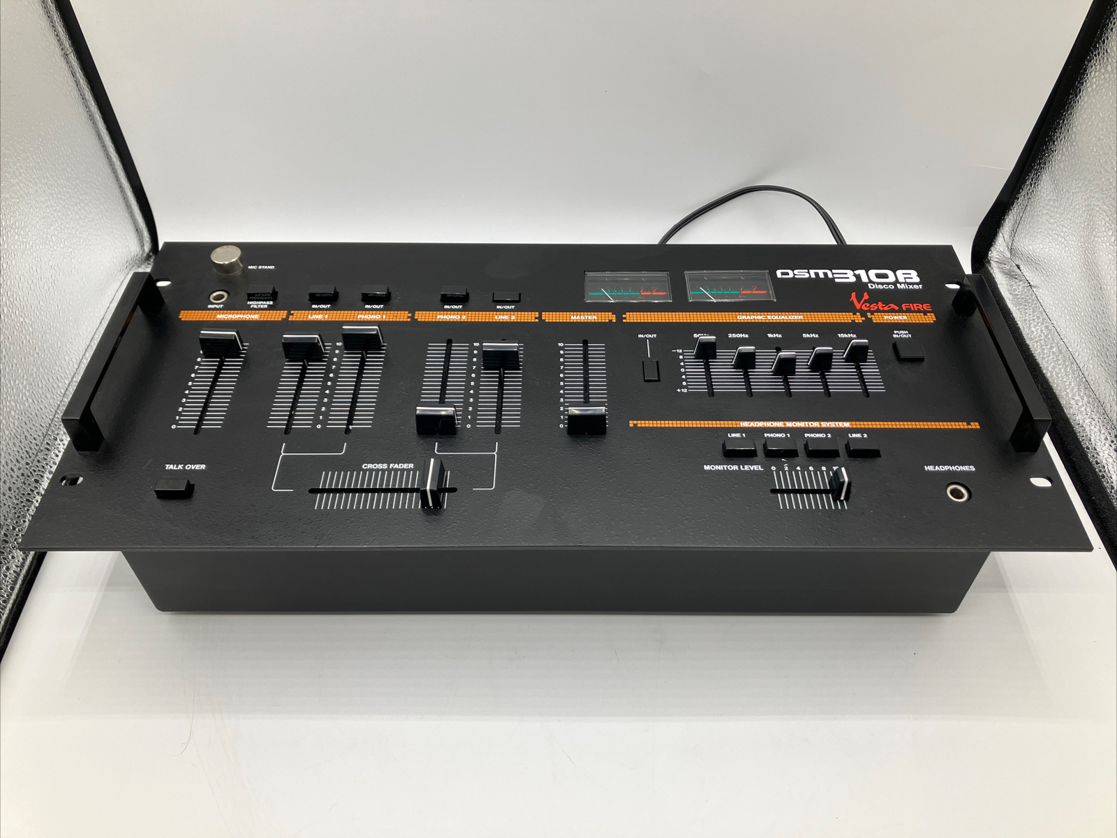 Vesta Fire, DSM-310B Disco Mixer (Rare)