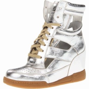 marc jacobs silver sneakers