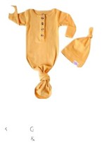 Fawn  Foster Knotted Gowns  Top Knot Hats, 0-3mo - Yellow