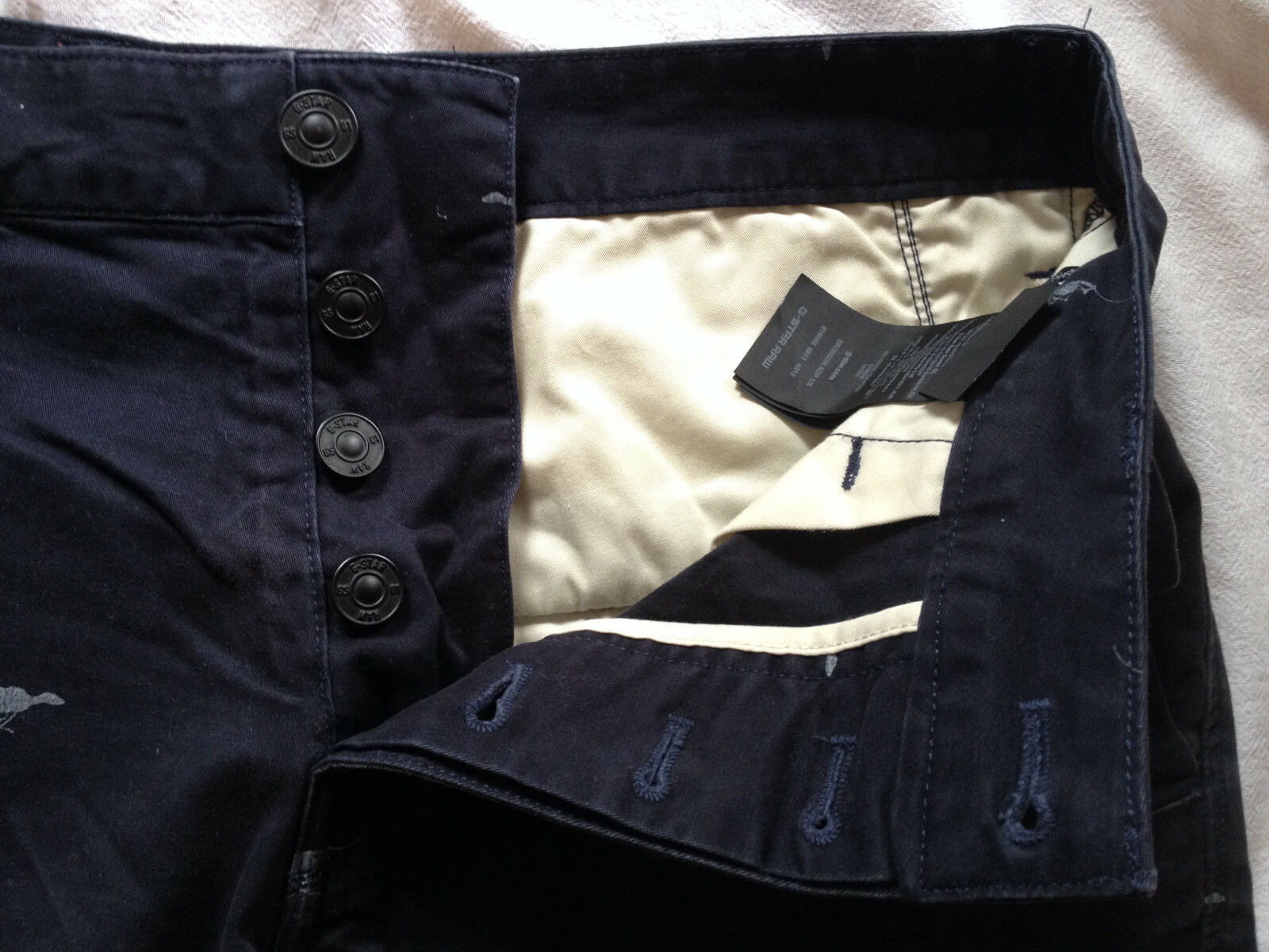 G-STAR RAW CHINO BRONSON AOP 1/2 SHORTS MEN'S SIZE 28 image 6