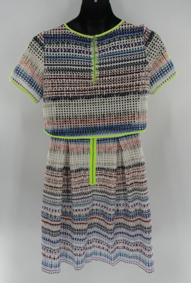 Conjunto feminino 2 peças mini-saia cropped branca verde neon rosa azul listrado tamanho: médio - Imagem 2 de 4