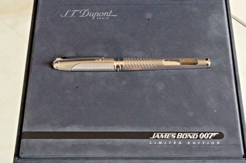 LIMITED TO 3007 - S.T. DUPONT 007 Fountain pen - 18K "M" nib BRAND NEW