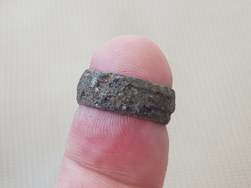 Very rare indeed complete! Viking bronze finger ring. Please read description L6