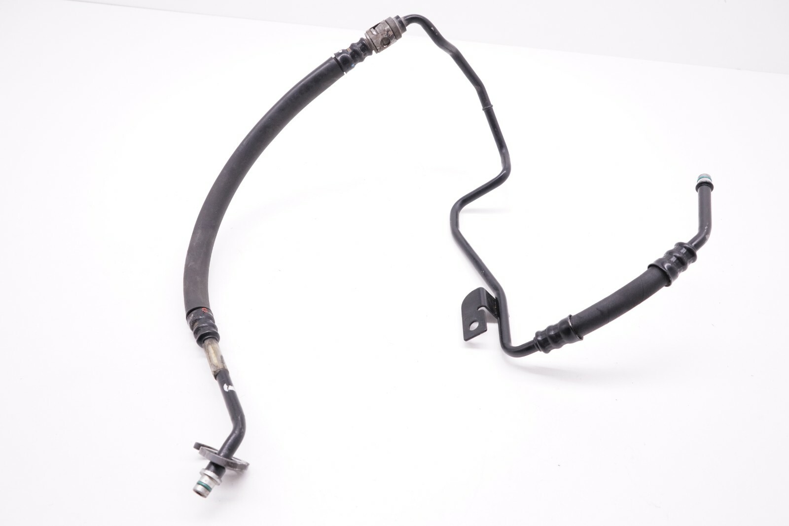 07-11 Mercedes W164 ML63 AMG Power Steering Cooling Cooler Hose Line 1644601324