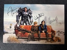 Ella Purnell, Walton Goggins, Aaron Moten Signed 11x17 Fallout Cast Photo - JSA
