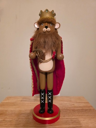 Wooden Christmas Nutcracker 14" The Wizard of Oz Cowardly Lion Macy's