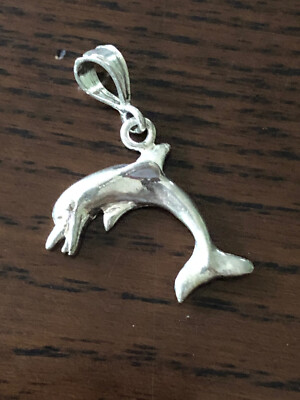 Beautiful vintage Dolphin Charm/Pendant Marked sterling silver