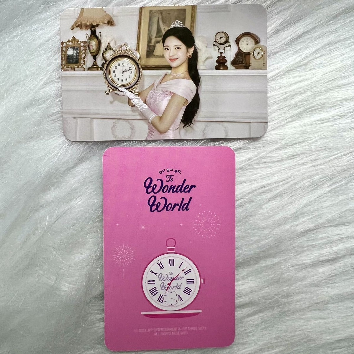 ITZY Photocard Princess TO WONDER WORLD OFFICIAL MD TRADING CARD