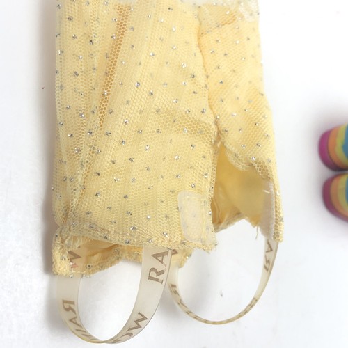 Bambola Rainbow High Sunny Madison serie 1 giallo scintillante vestito moda vestiti - Foto 8 di 10