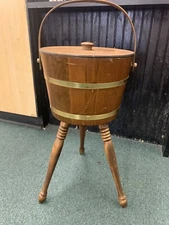 VINTAGE MCM WOOD FIRKIN BUCKET SEWING BASKET ON 3 LEGS WITH LID