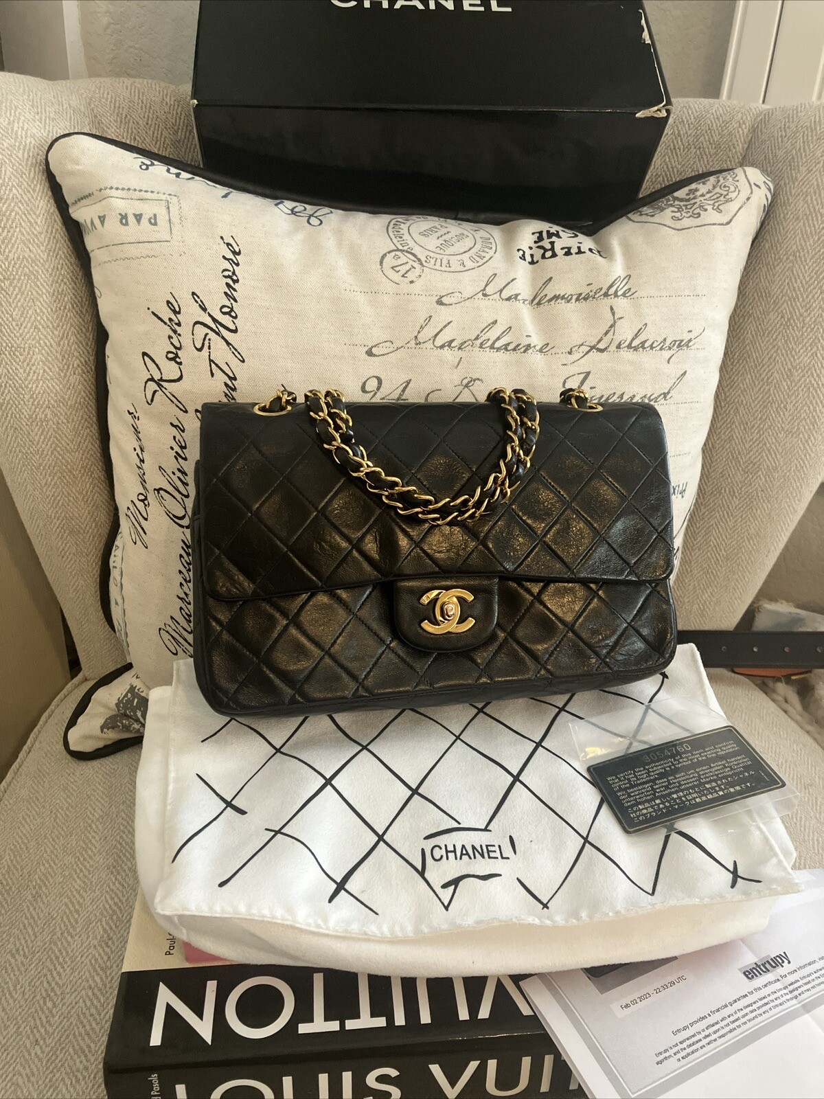 Vintage 90's CHANEL Large CC Turnlock Classic Flap | Moonstone