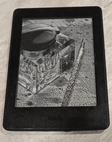 Amazon Kindle Paperwhite 3rd (7th Generation) Wi-Fi, Black, [Grade B/C]