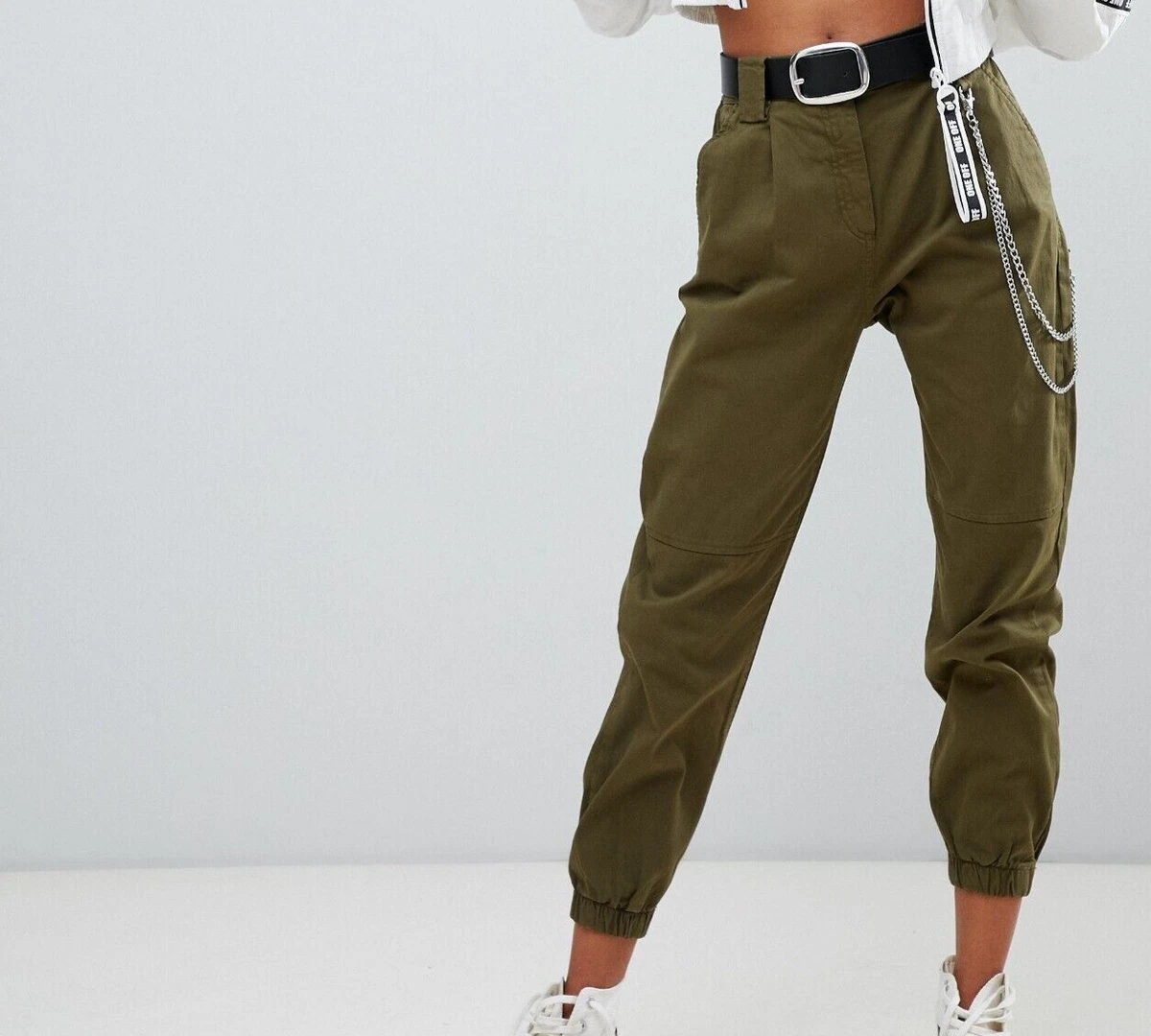 Cargo pants with chain bershka sales