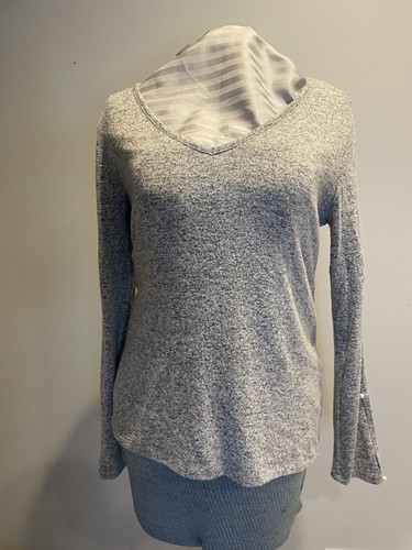 Liberty Love Elegant Peek-a Boo Arm Pearl Embellished Sweater - XL