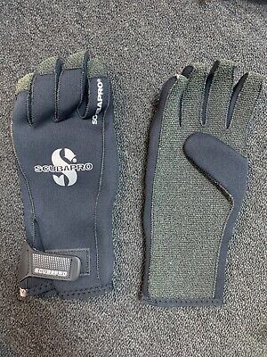 ScubaPro 3mm Grip Gloves  NEW FREE SHIPPING MEDIUM
