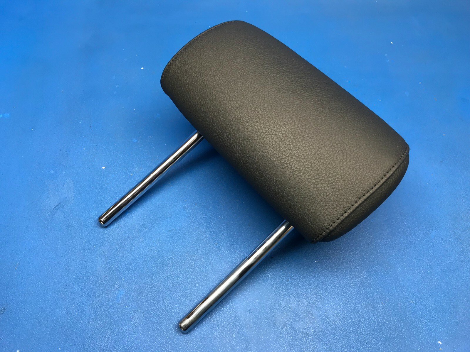 04-10 BMW E60 525I 530I 535I 545I 550I REAR LEFT OR RIGHT SEAT HEADREST ...