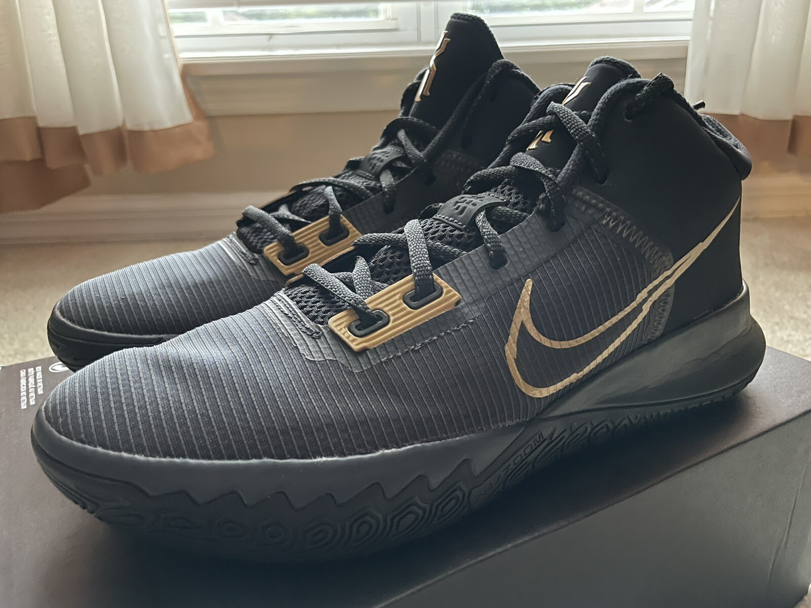 nike kyrie flytrap 4 gold